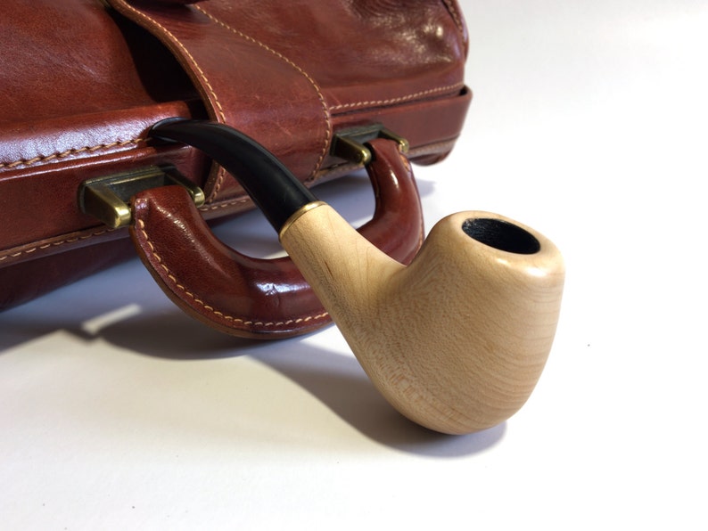 Handmade Wooden Tobacco Pipe With White Gold Splatter & Brass Screen – Compact