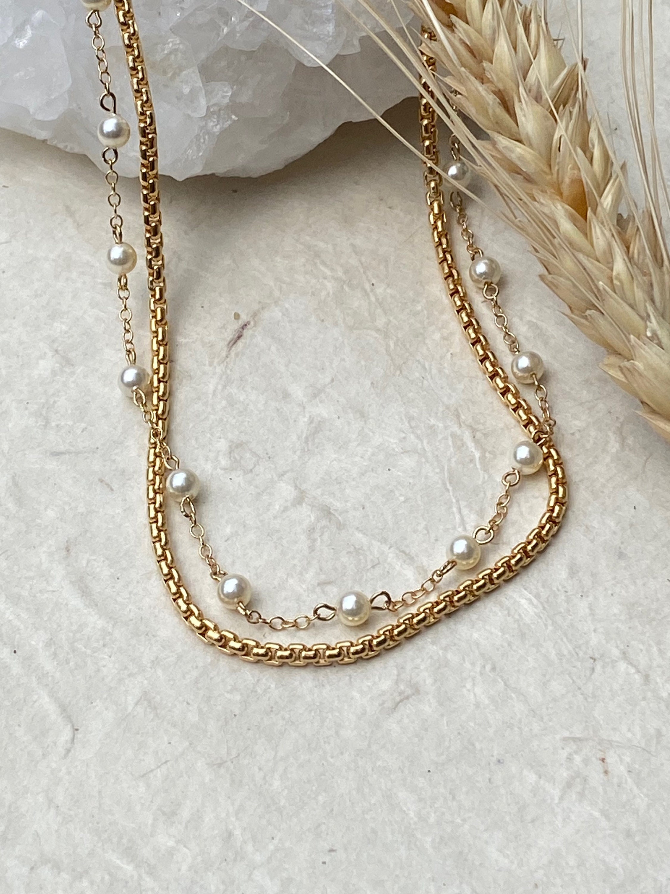 【TommassiniJewelry】Pearl Station Chain Layeredネックレス Pearl Station Necklace, Pearl Necklace, Layered Pearl