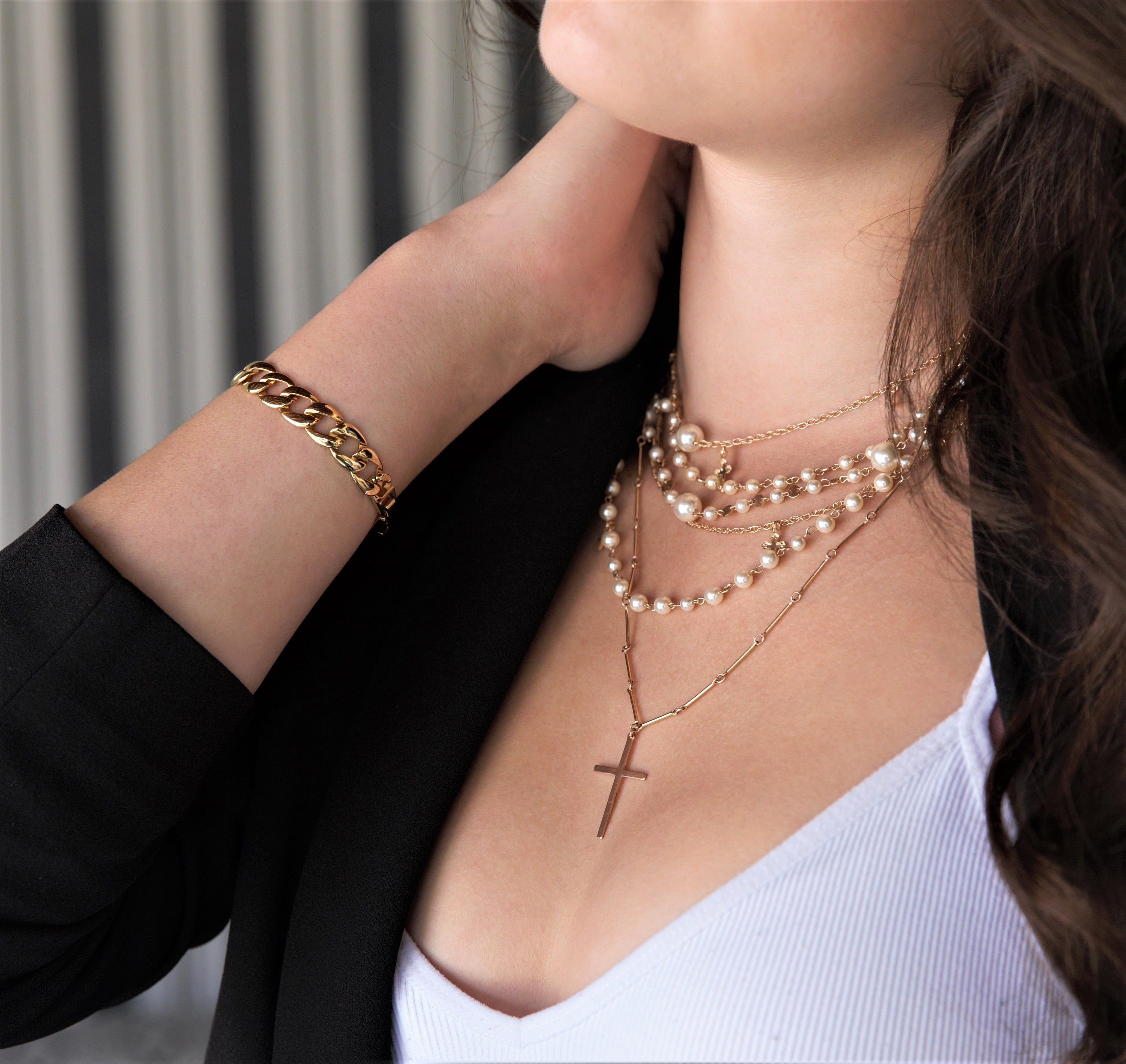 【TommassiniJewelry】Pearl Station Chain Layeredネックレス Pearl Station Necklace, Pearl Necklace, Layered Pearl
