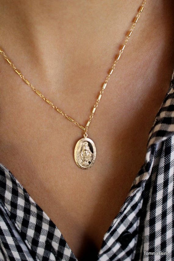 Gold Metal Medallion On Chain Adult Gold Metal Medallion On Chain Adult