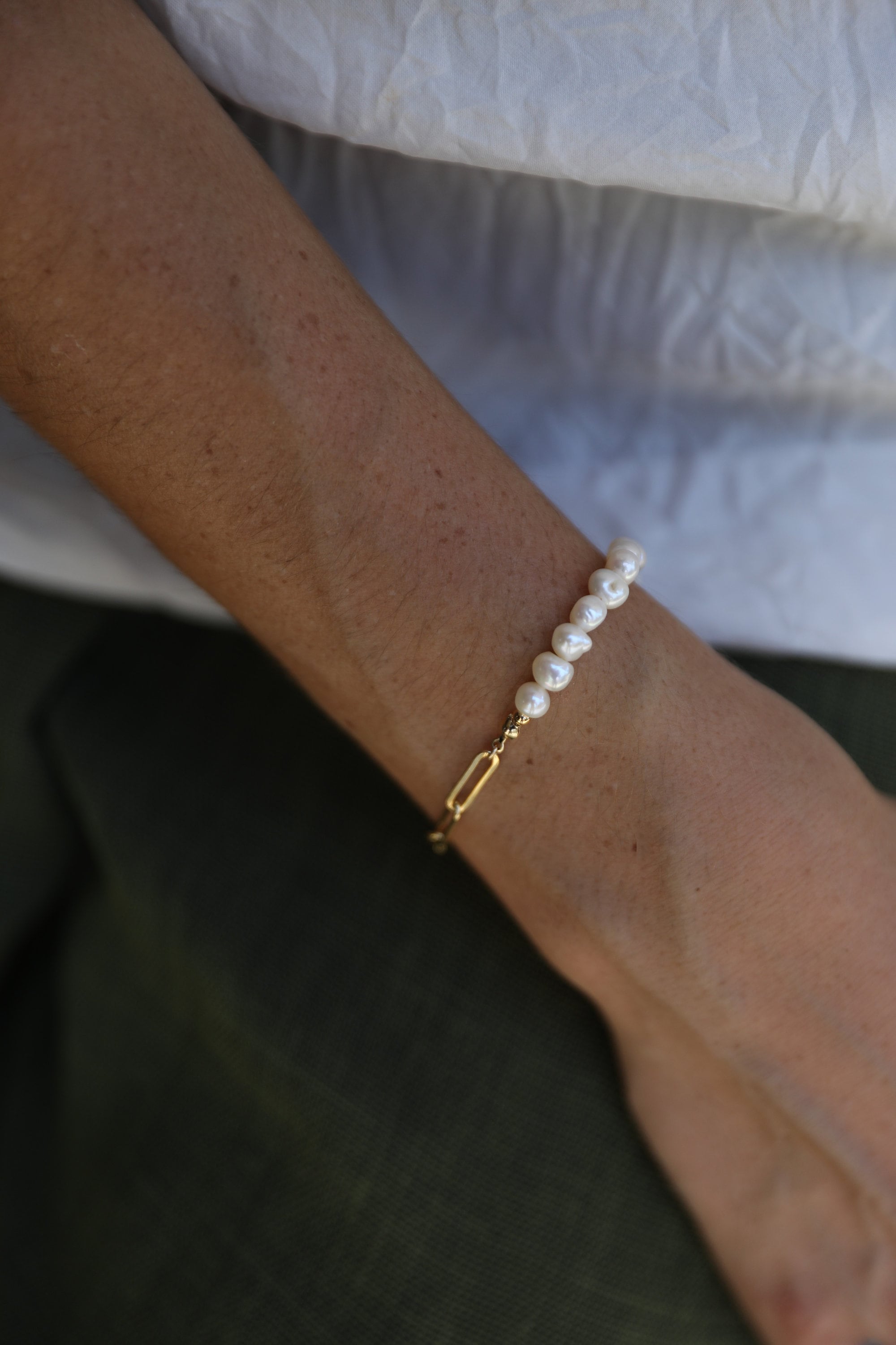 【TommassiniJewelry】Pearl Paperclip Chainブレスレット Paperclip Chain Bracelet, Half Pearl & Chain, Gold Pearl