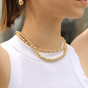 Chunky Gold Bead Necklace, 8 & 5mm Gold ball beaded necklace, Stretch Gold beaded Choker, 14K Gold Filled Beaded Ball Necklace, Layered Gold
