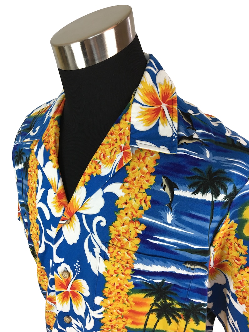 Vintage 70s 80s HAWAIIAN Button-Down Pocket Shirt XL Aloha Vacation Island Dolphins Lei Dad 1970s Floral RJC