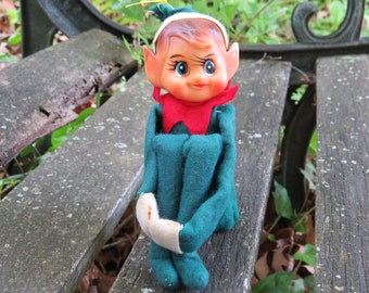 Vintage Knee Hugger Elf - Green Christmas Elf