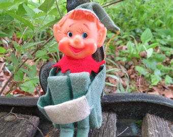 Vintage Knee Hugger Elf - Green christmas elf