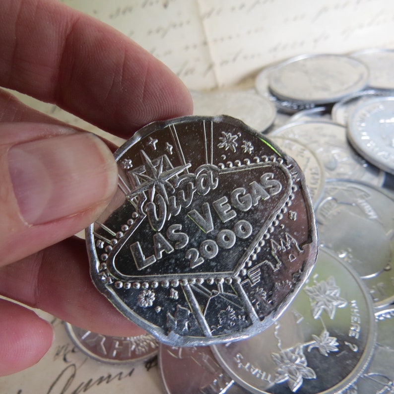 mardi gras doubloon value