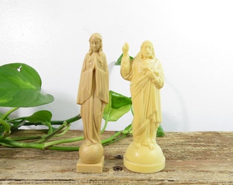 Jesus and Holy Mother Statues Vintage Plastic 4.5"