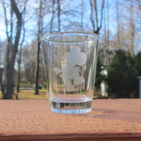 Yoshi SSBB Silhouette Etched Shot Glass