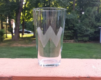 Wario W Etched Pint Glass