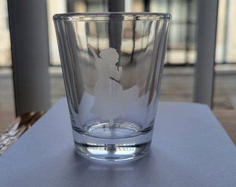 Daisy Silhouette Etched Shot Glass