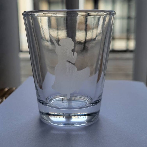 Daisy Silhouette Etched Shot Glass