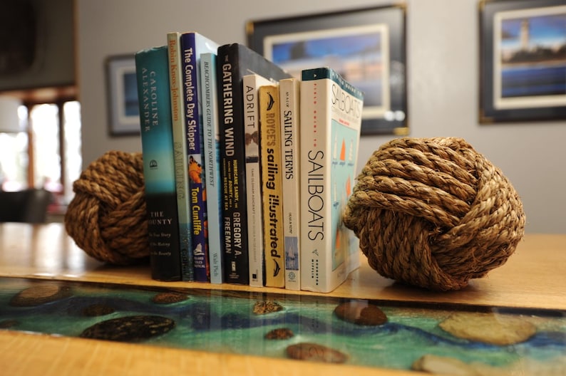 Nautical Bookends - Rope Bookends - Nautical Gift - Monkey Fist Knot Bookends - Bookends - (this is for a pair) Tying the knot Bild 5