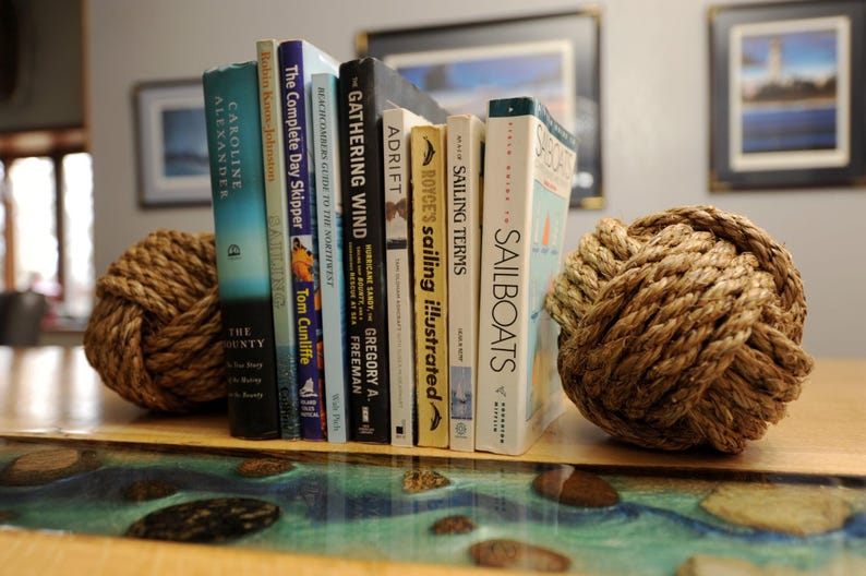 Nautical Bookends - Rope Bookends - Nautical Gift - Monkey Fist Knot Bookends - Bookends - (this is for a pair) Tying the knot Bild 1