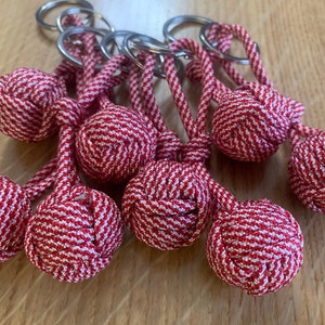 Rope Keychain - red and white knot - monkey fist keychain
