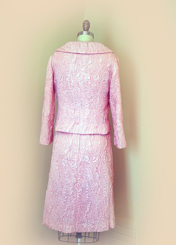 1960s 2pc. Pink Krinkle Texture Wiggle Dress with… - image 2