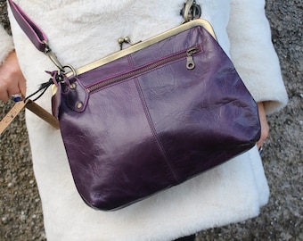 Purple Leather Kiss-Lock Crossbody Bag: Adjustable Shoulder Purse,'Layla'