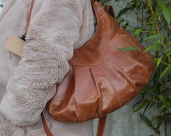 Tan Leather Hobo Bag: Slouchy Crossbody Shoulder Bag