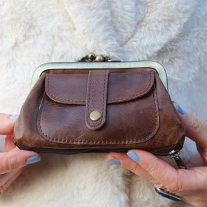 Purse with bottom zip, Front pocket, Double clip leather purse, Amy, Little coin purse, Double clasp brown purse, Ball clasp clipclose purse