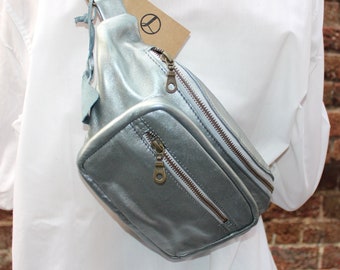 Silver Leather Bum bag, Chest bag Grey, Hip bag Silver, Durable nylon lining, Two front pocket, Internal compartment zipped, Adjustable