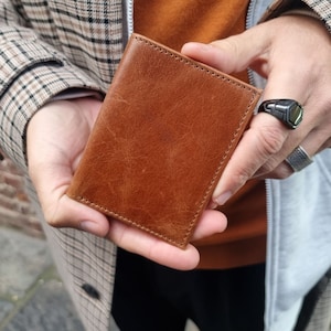 Brauner Leder Kartenhalter mit Außentasche | Handgemachtes kleines Portemonnaie Unisex Geschenkidee | Austern- und Reisetasche
