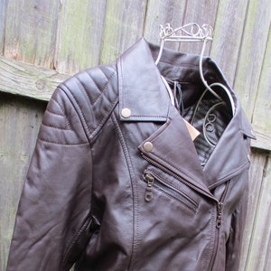 Veste Biker Soft Dark Brown Genuine Leather in vintage Style | Poche zippée et doublure interne souple taille multiple ajustement détendu