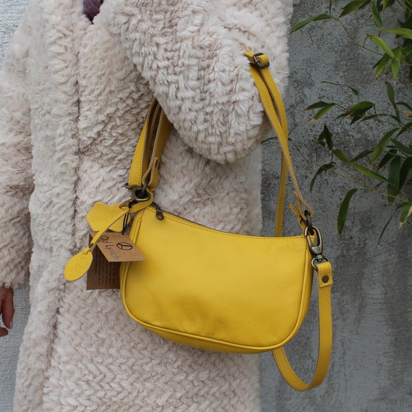 Baguette bag yellow leather, Manchester, Detachable long strap, Genuine leather, Shoulder bag with cross body option, Sling bag yellow purse