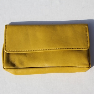 Francesca Lederbeutel Gelb, Geldbörse Multi-Use für Make-up oder Geld, Vordertasche für Karten oder Münzen, Geräumige Mini-Geldbeutel für Lippenstift