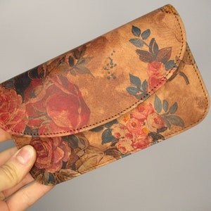 Cartera Alemana en Piel Estampada de Rosas Forma Larga con Diseño Clutch, Monedero de Piel Multicompartimentos N14
