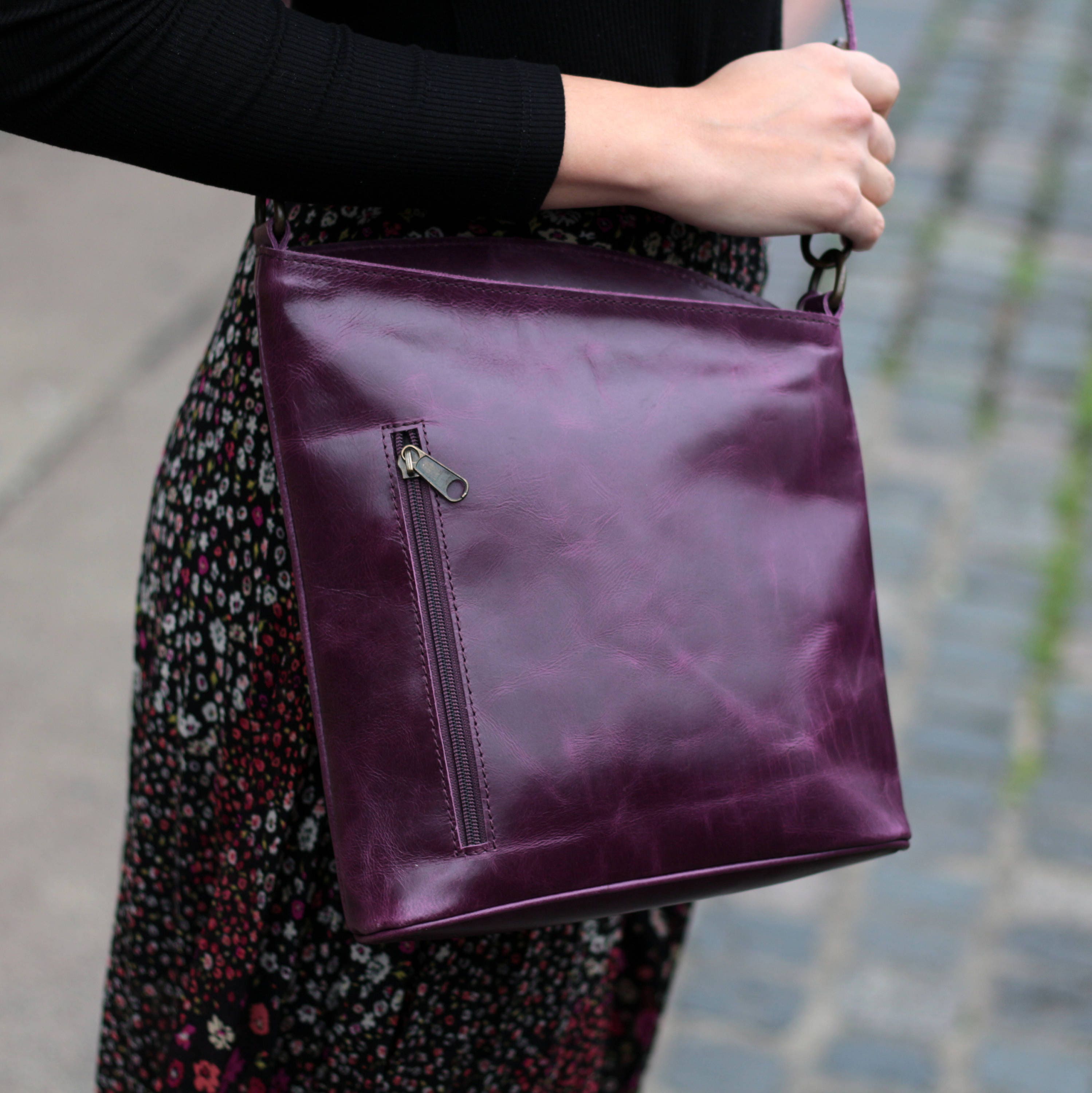 バッグ HUMAN MADE MAIL BAG MEDIUM Purple Human Made Mail Bag Medium FW24 - Purple | In stock – WEAR43WAY