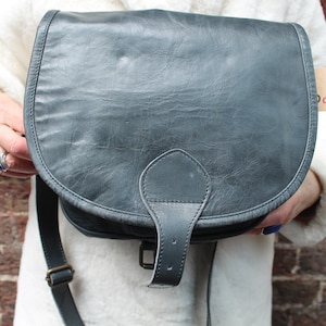 Vintage Style Leather Saddle Bag: Blue Denim Crossbody Bag