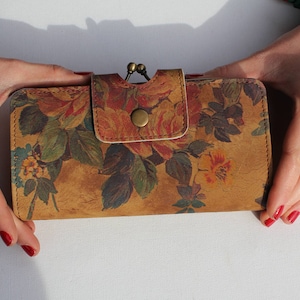 Evanna Large Clip Wallet Floral 14 bedrucktes Leder, Clip-Rahmen, Kiss Lock, Spangenverschluss, große Geldbörse, Geldbörse in der Mitte, Notizen und Karten