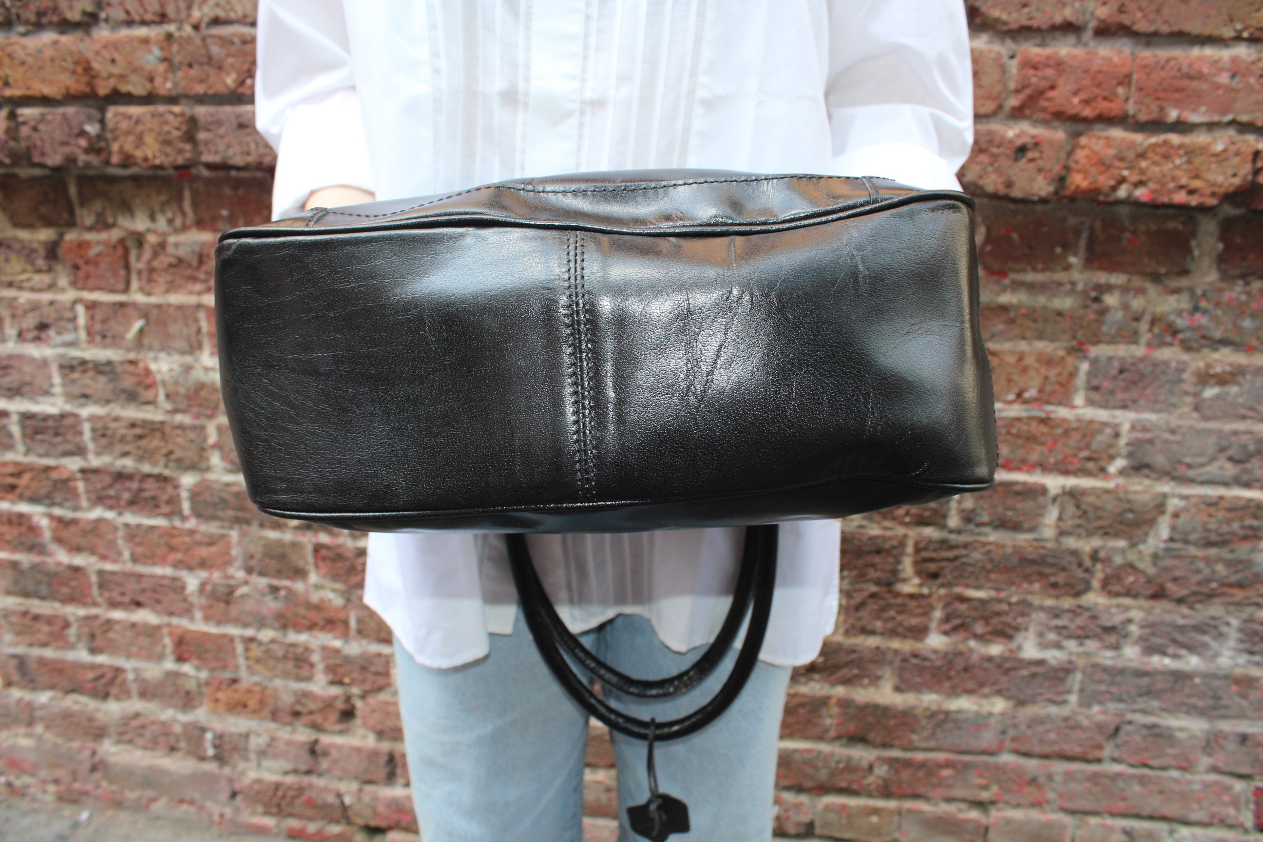 Top Clipbag Black, Black Hard Shiny Leather, Very Tough
