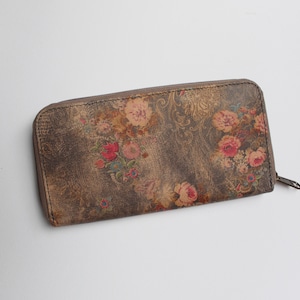 Portefeuille avec bordure de fermeture éclair, Fleurs grises, Petits motifs floraux, Plusieurs espaces pour cartes, 2 fermetures éclair internes, cuir imprimé, cuir imprimé à fleurs, look vintage