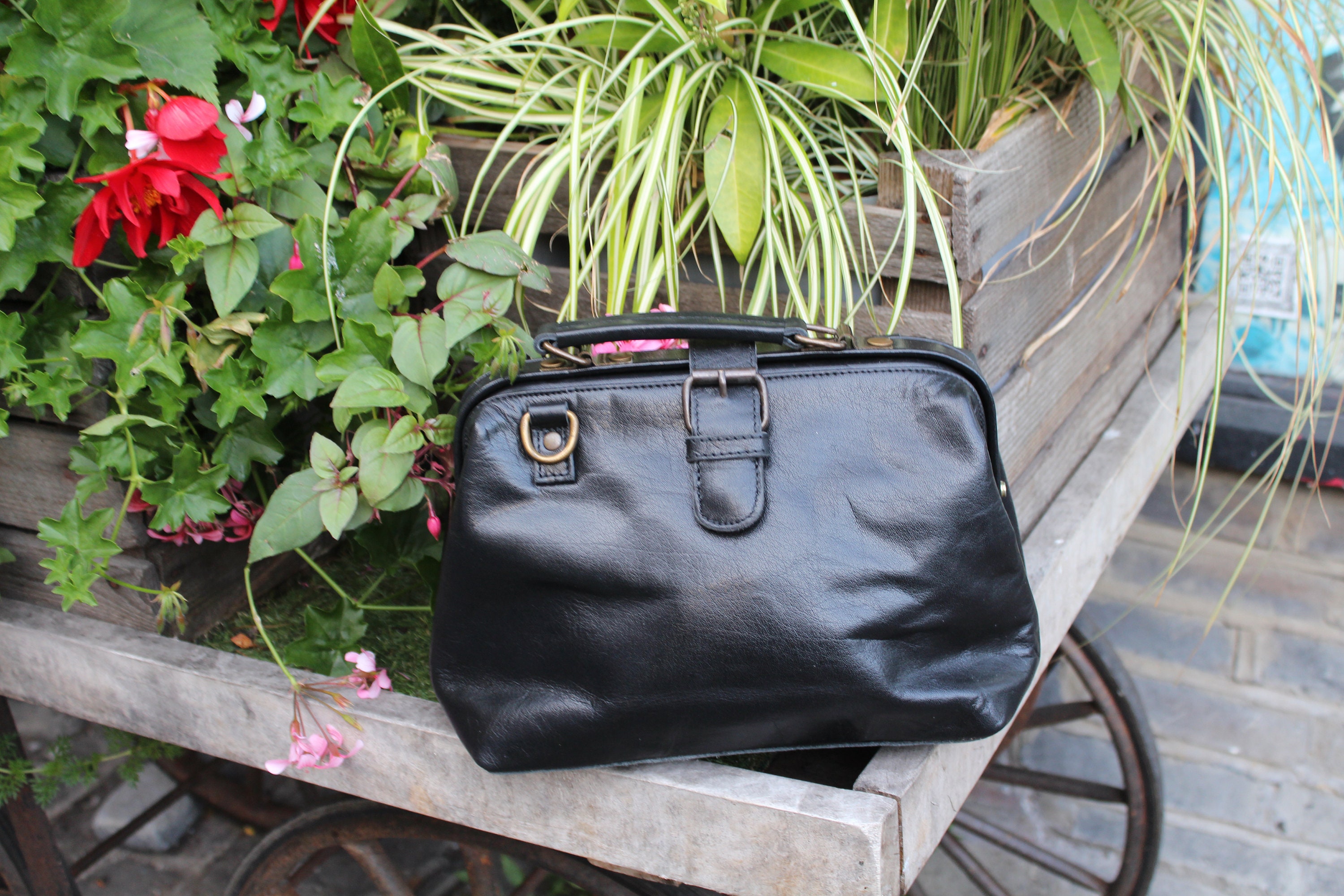 ヴィンテージ　レザードクターバッグ il_fullxfull.2595867663_82sk.jpg