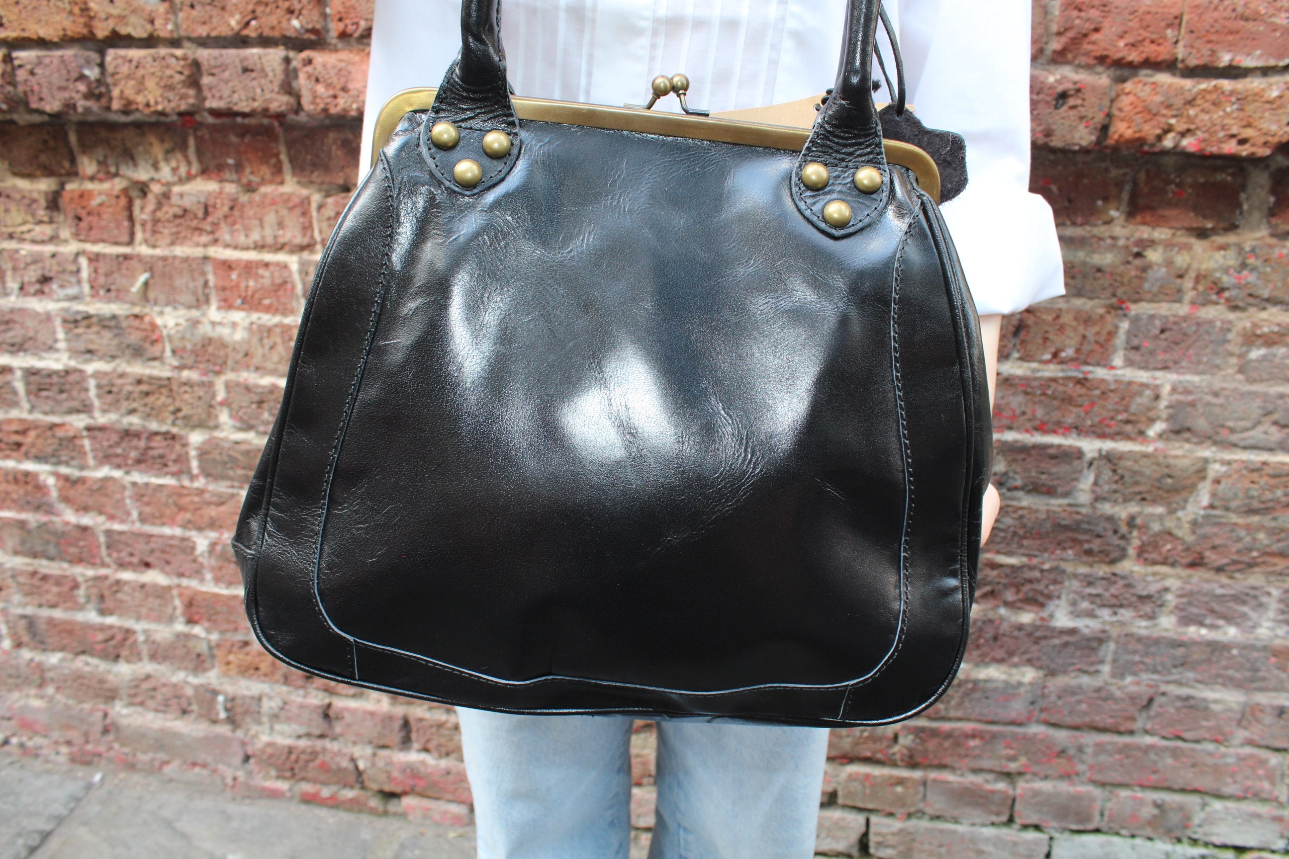 Top Clipbag Black, Black Hard Shiny Leather, Very Tough