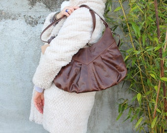 Brown Leather Hobo Bag: Vintage Style Crossbody with Detachable Strap