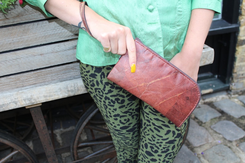 Sunglasses or Glasses Case Teakleaf Brown Vegan Sustainable for all the Eco-aware people in the world