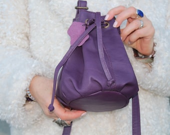 Drawstring purple handbag, Victorian style pouch bag, Mobile bag strung, Gathered mini bag, Purple violet handbag, Cross body mini San Diego