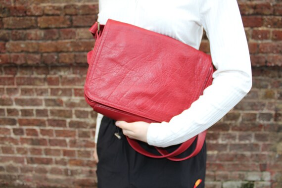 HUMAN MADE × BMW × GDC MESSENGER BAG Red HUMAN MADE x BROOKLYN MACHINE WORKS x Girls Don't Cry