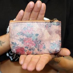 Borsa floreale in sughero, borsa a moneta, borsa con zip in sughero, sughero stampato floreale, piccola borsa per carte, borsa vegana