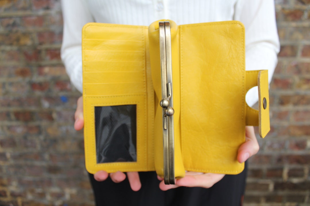 Large Clip Wallet Yellow Leather Clasp Lock Middle Coin 