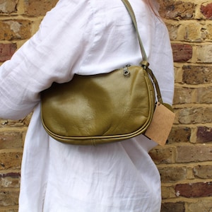 Tiny shoulder bag olive green leather, Zipped baguette, 'Edith'