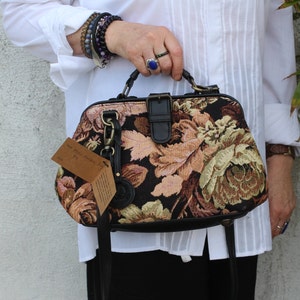 Floral Tapestry Vegan Doctor Bag: Faux Leather Crossbody Purse