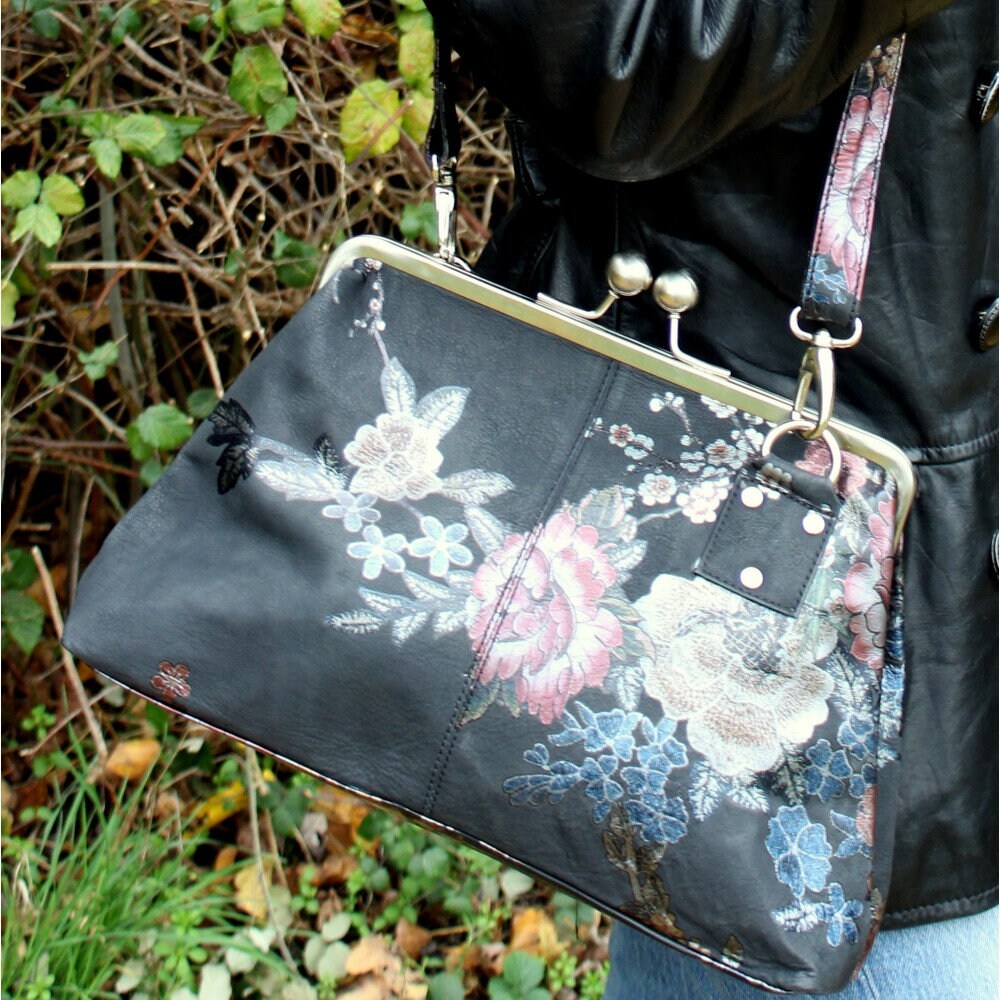 Top Clip Doris Bag, Long Strap Printed Leather Bag, Floral Foiled Leather  Cross Body Handbag, Purse With Flowers on Leather, Ball Clasp Bag 