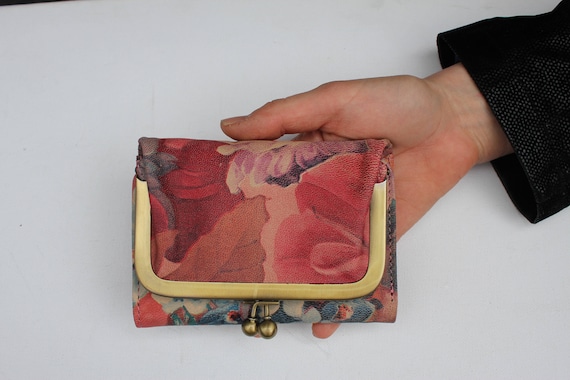 Evanna Clip Wallet Floral Printed Leather Vintage Style Kiss broche purse Rosa y Rojo Multipockets Bolsos y monederos Carteras y clips para billetes Clips para billetes 