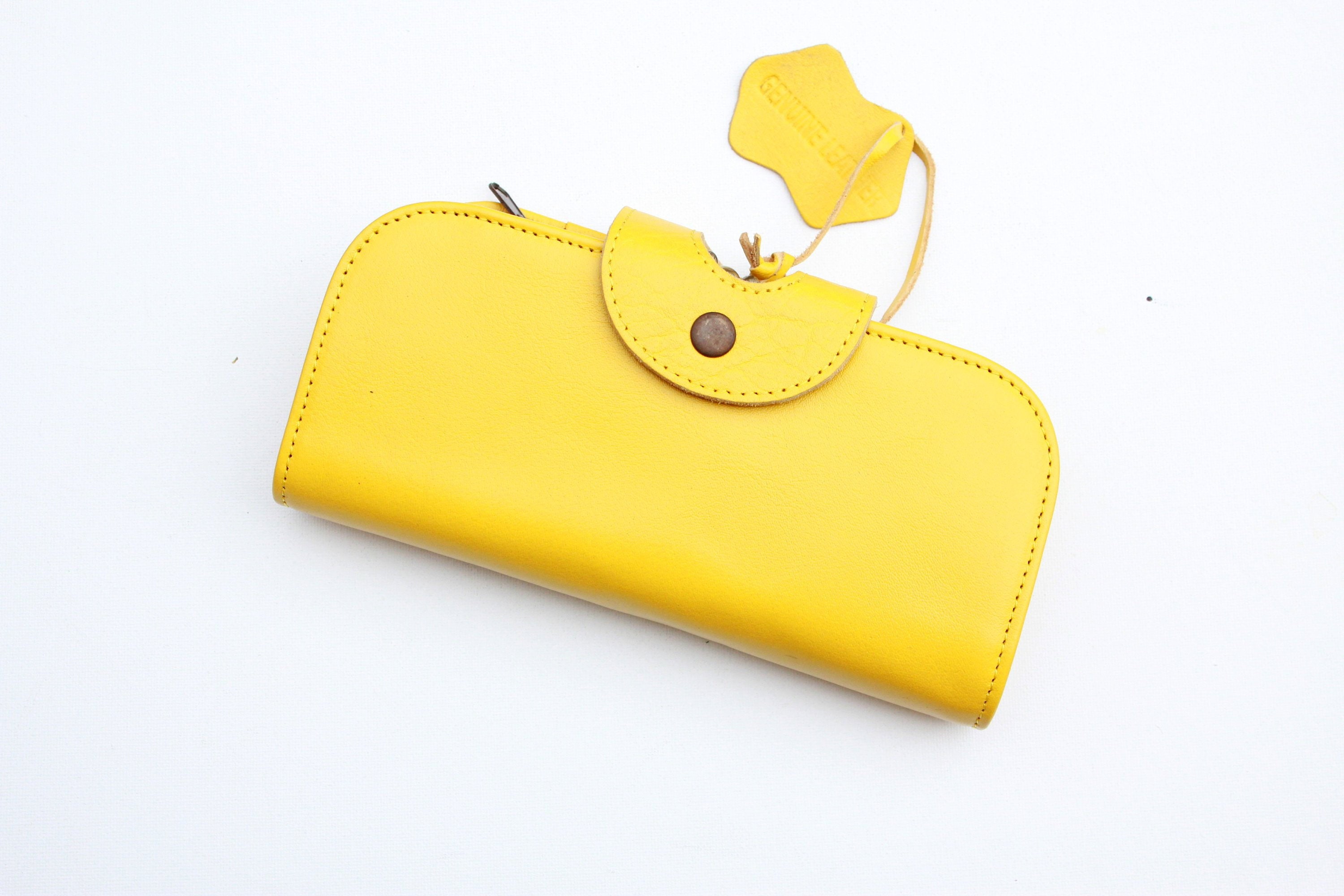 large yellow clutch