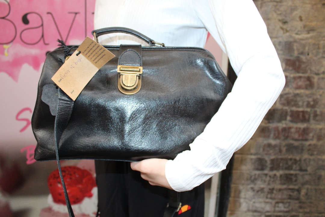 Doctor Bag Black Leather, Large Frame Bag, Top Handle and Removable