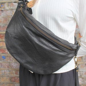 Bum bag large, Over sized fanny pack, Black leather fanny bag, Inner card spaces, Mediterranean weekend bag, Giant bum bag black, Chest bag