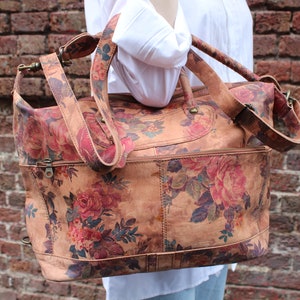 Wochenendtasche, Rosenleder bedruckt übergroße Reise Gertrude, 3 Tragemöglichkeiten, Haltegriff, Lang + Schulter abnehmbarer Gurt, Große Tragetasche