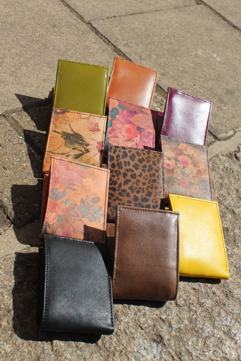Apple Green Leather Trifold Wallet: Compact Multi-compartment Design - Etsy